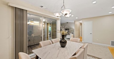 7523 Sunfaire Ln, Sacramento, CA 95828 Photo