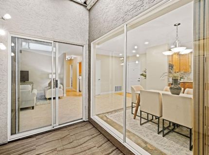 7523 Sunfaire Ln, Sacramento, CA 95828 Photo