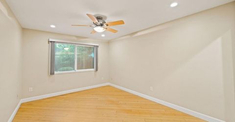 7523 Sunfaire Ln, Sacramento, CA 95828 Photo