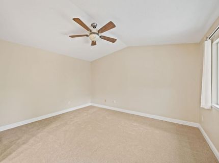 7523 Sunfaire Ln, Sacramento, CA 95828 Photo