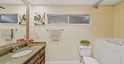 7523 Sunfaire Ln, Sacramento, CA 95828 Photo