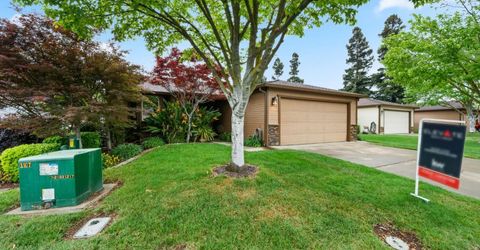 7523 Sunfaire Ln, Sacramento, CA 95828 Photo