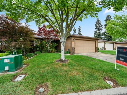 7523 Sunfaire Ln, Sacramento, CA 95828 Photo