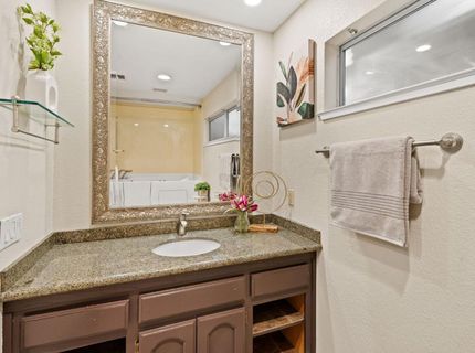 7523 Sunfaire Ln, Sacramento, CA 95828 Photo