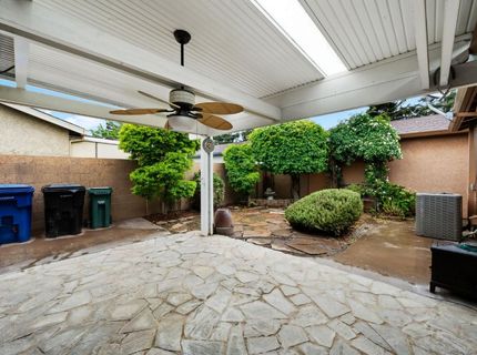 7523 Sunfaire Ln, Sacramento, CA 95828 Photo