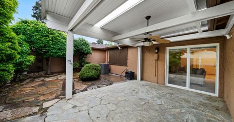 7523 Sunfaire Ln, Sacramento, CA 95828 Photo