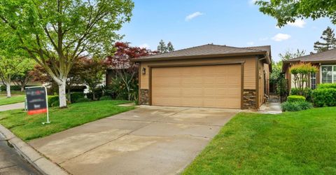 7523 Sunfaire Ln, Sacramento, CA 95828 Photo