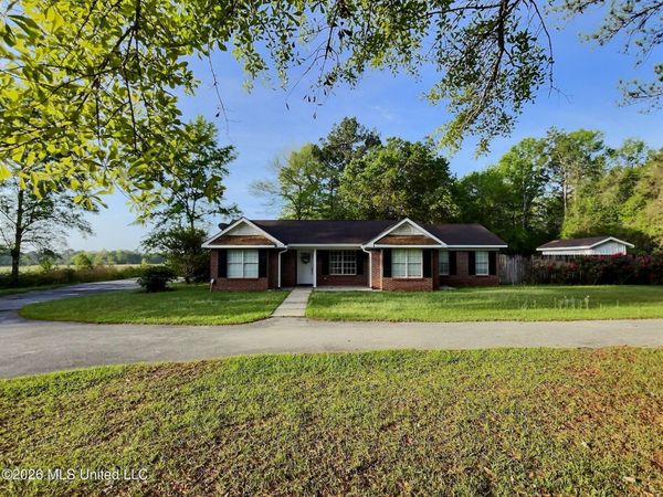 6117 Jim Ramsay Road, Vancleave, MS 39565