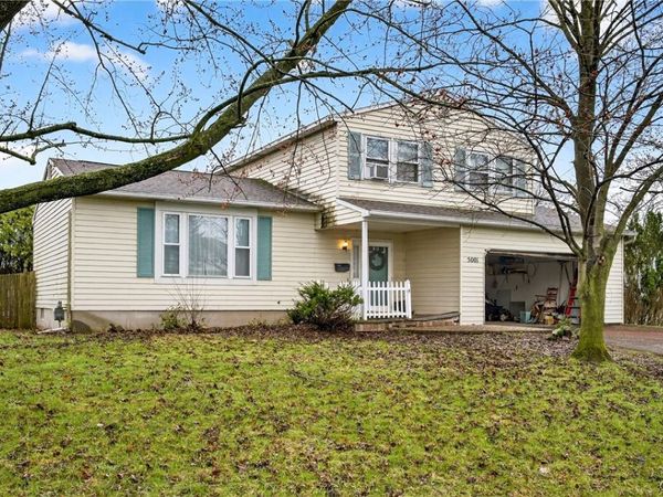 5001 Driftwood Drive, Liverpool, NY 13088