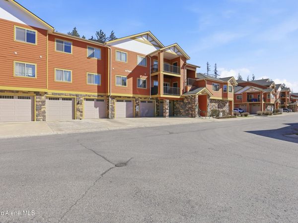 6800 Spurwing LOOP , Unit APT 202, Coeur d'Alene, ID 83815