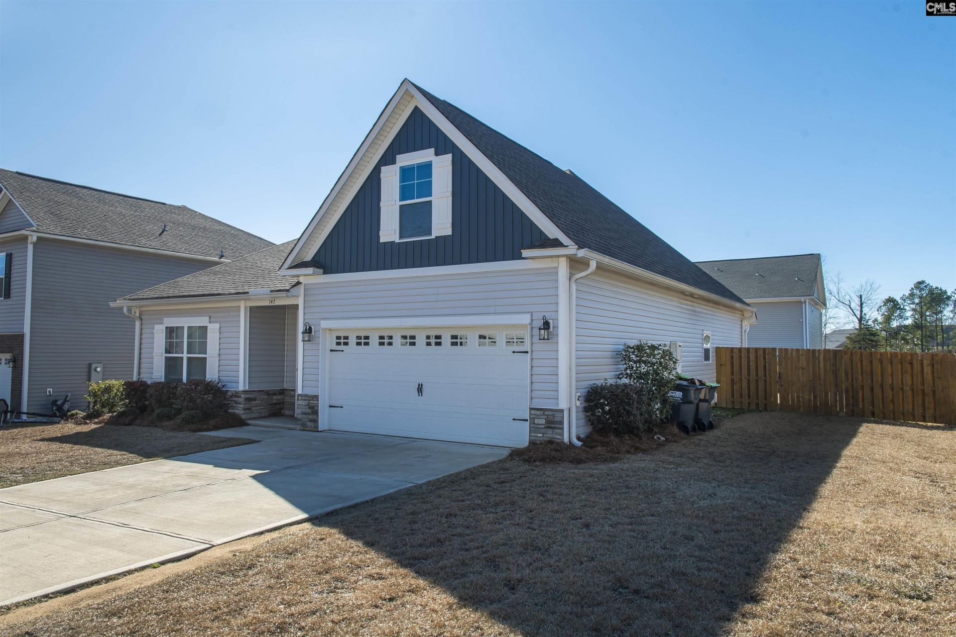 147 Doolittle Drive  Photo 4