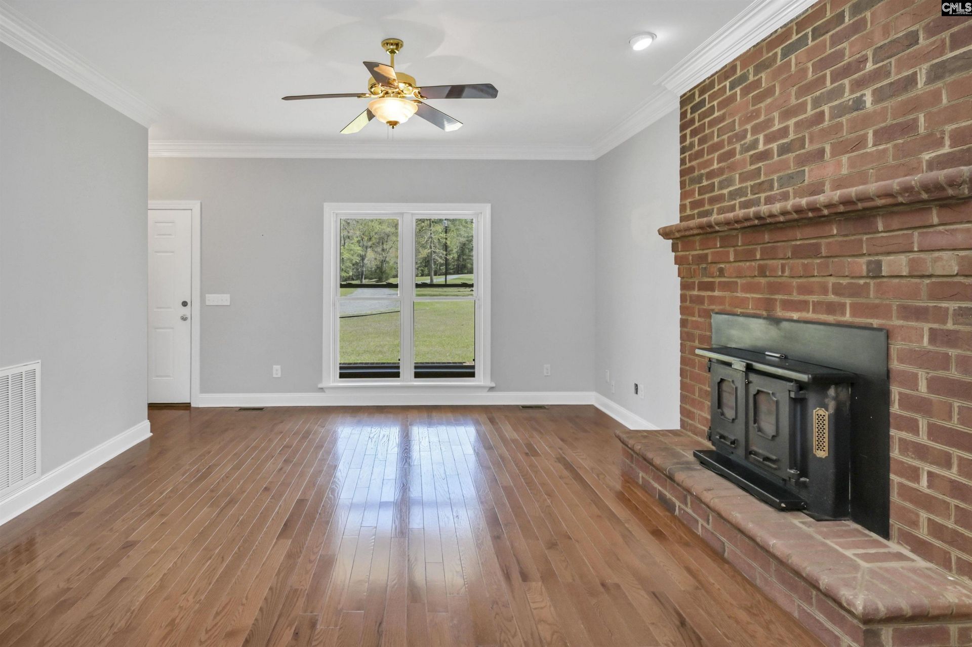 944 Cross Creek Road  Photo 5