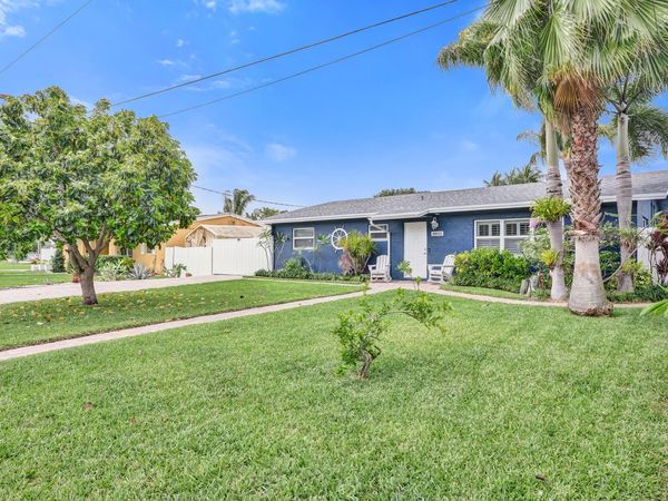 4681 SW 42nd Avenue, Fort Lauderdale, FL 33314