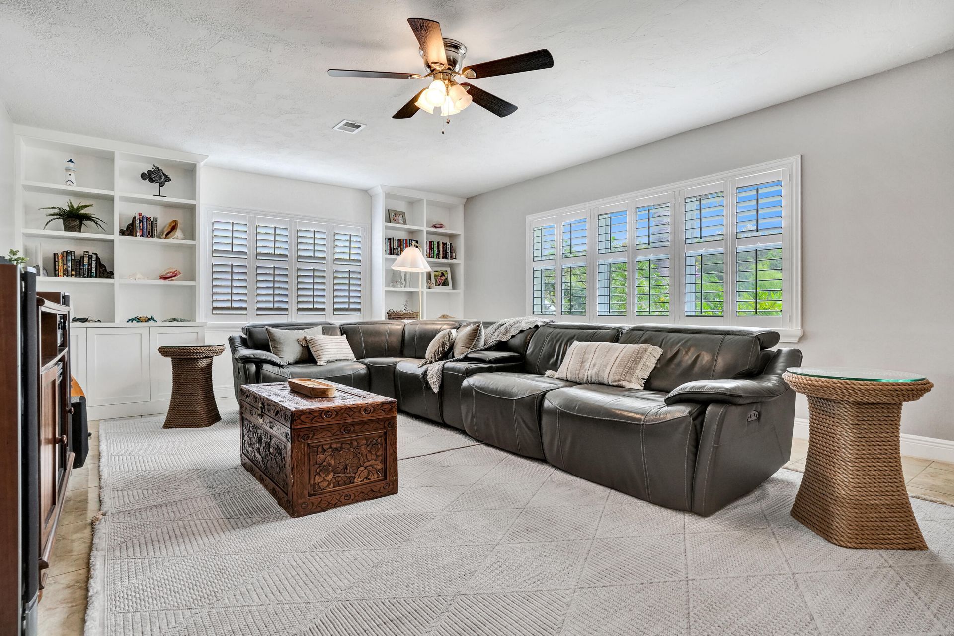 4681 SW 42nd Avenue, Fort Lauderdale, FL 33314 Photo