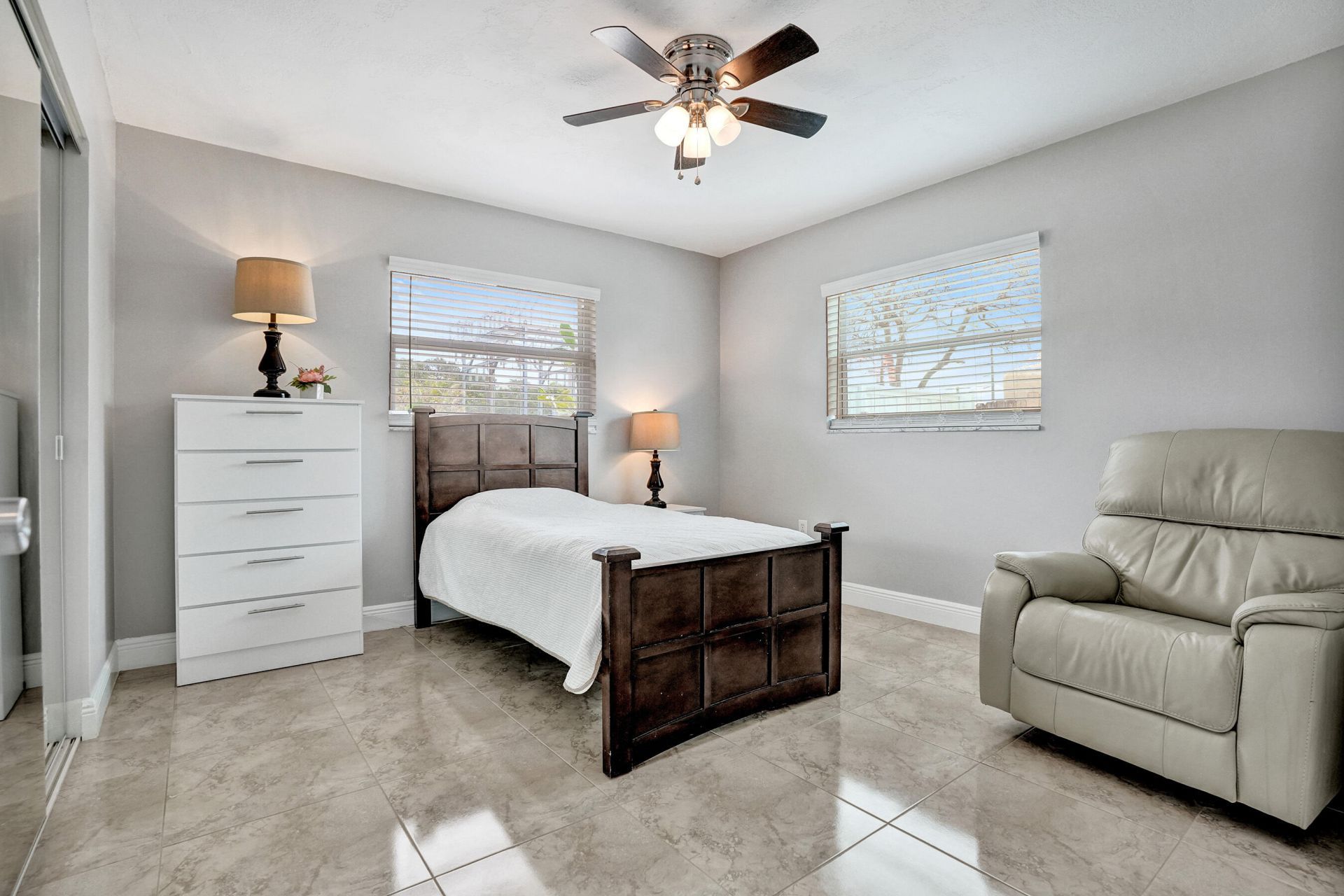 4681 SW 42nd Avenue, Fort Lauderdale, FL 33314 Photo