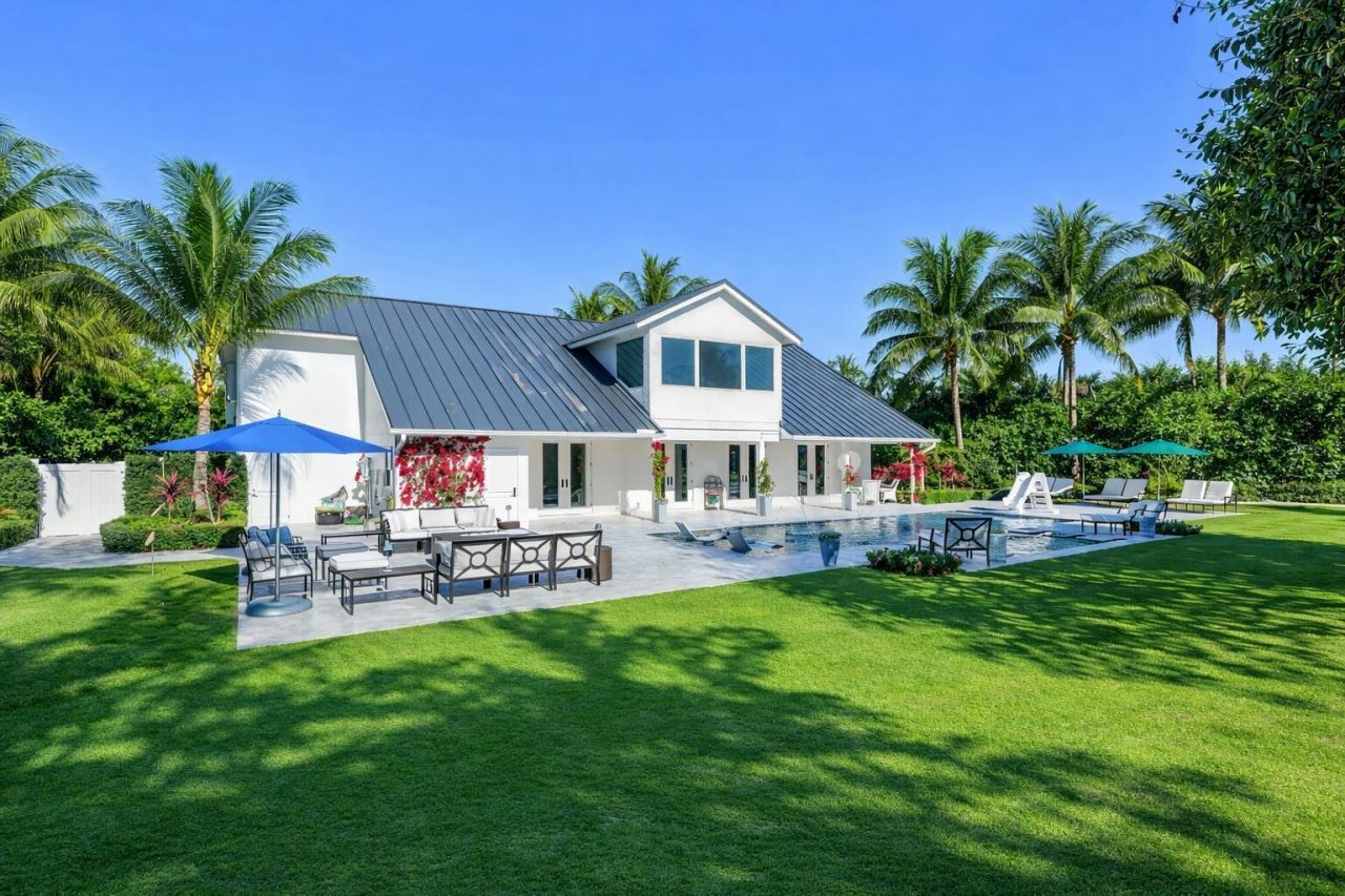 8389 SE Woodcrest Place, Hobe Sound, FL 33455 Photo