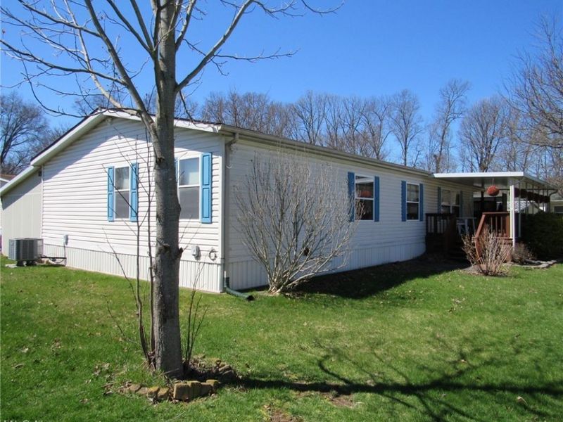 78 Periwinkle Drive, Olmsted Township, OH 44138 Photo 4