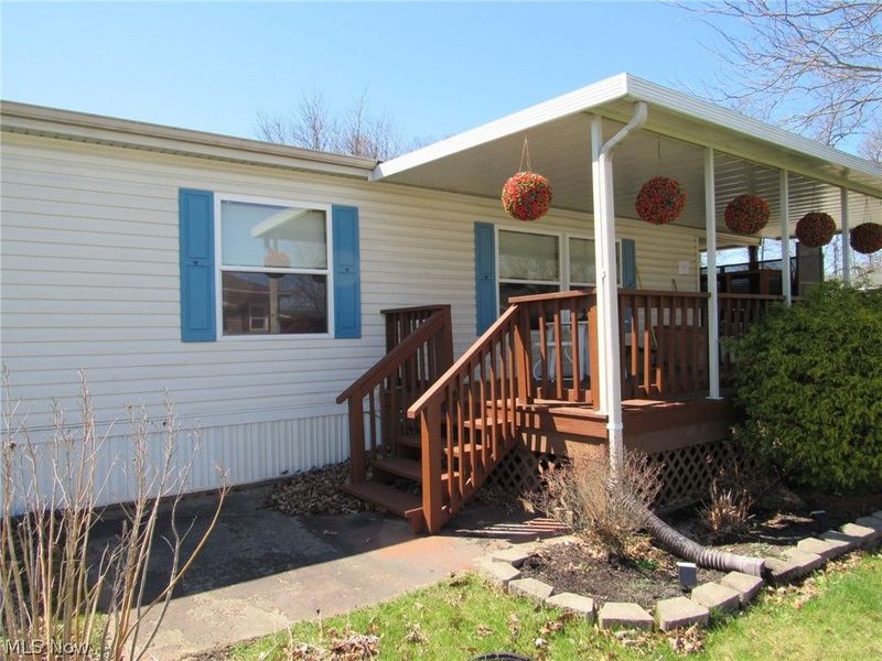 78 Periwinkle Drive, Olmsted Township, OH 44138 Photo 5