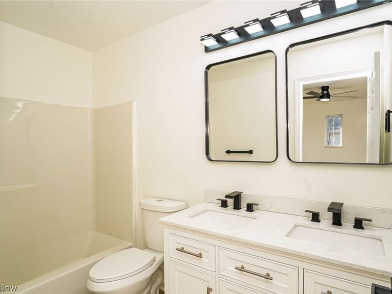 821 Nela View Road, Cleveland Heights, OH 44112 Photo 11