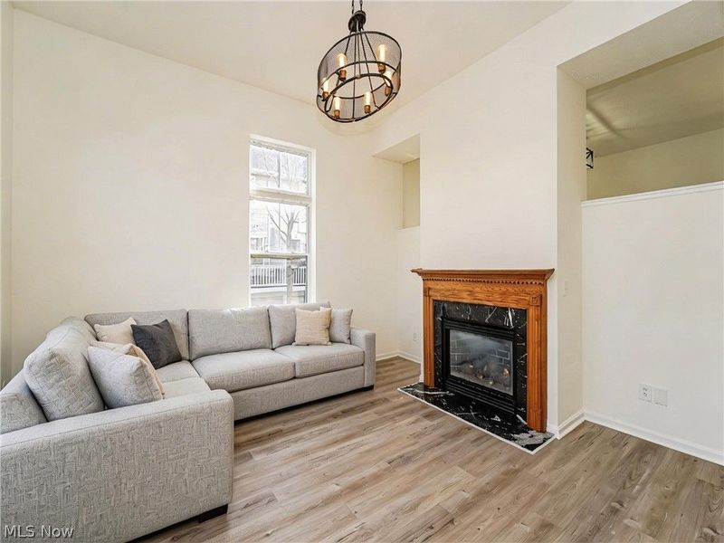 821 Nela View Road, Cleveland Heights, OH 44112 Photo 3