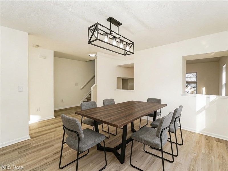 821 Nela View Road, Cleveland Heights, OH 44112 Photo 5