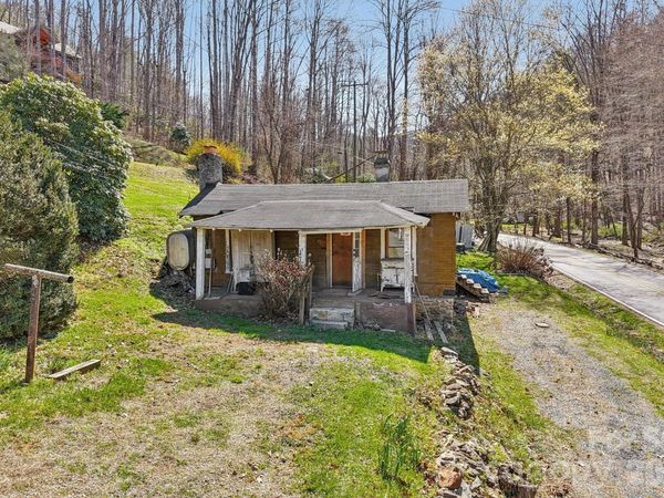 719 Camp Branch Road , Waynesville, NC 28786