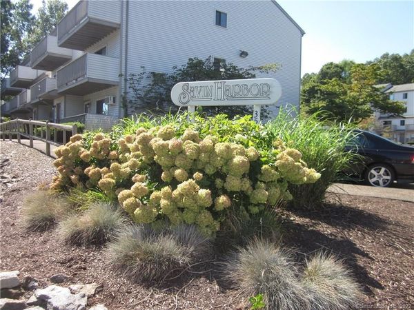 330 Savin, Unit 18, West Haven, CT 06516