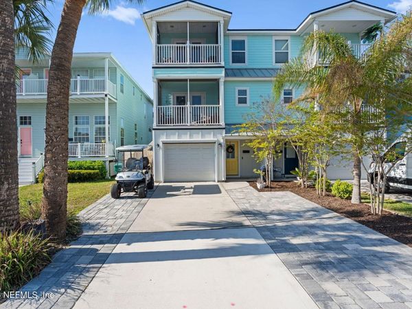 209 7TH Avenue S, Jacksonville Beach, FL 32250