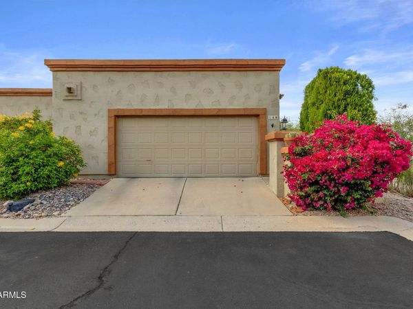 16714 E GUNSIGHT Drive, Unit 148, Fountain Hills, AZ 85268