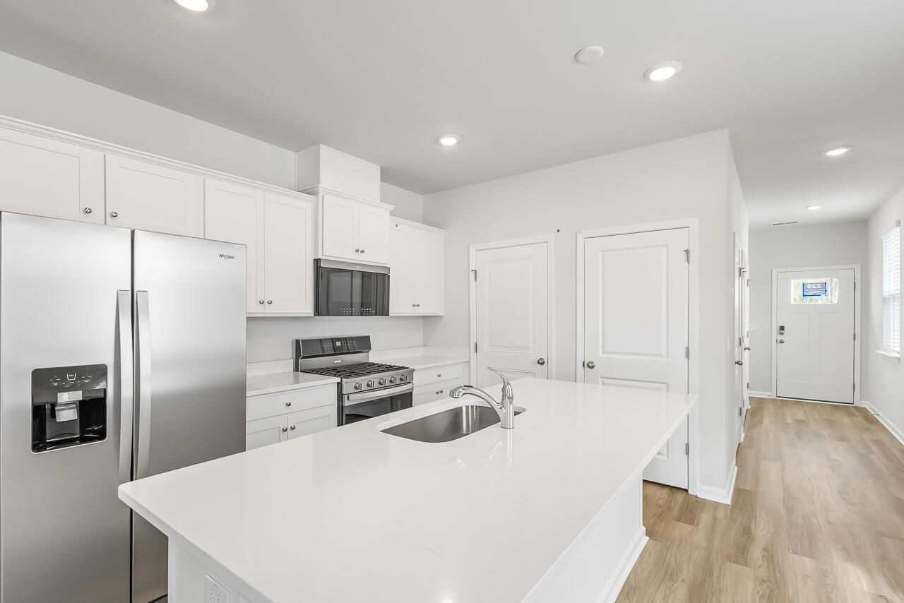 717 Butterfly Ginger Street Photo 17