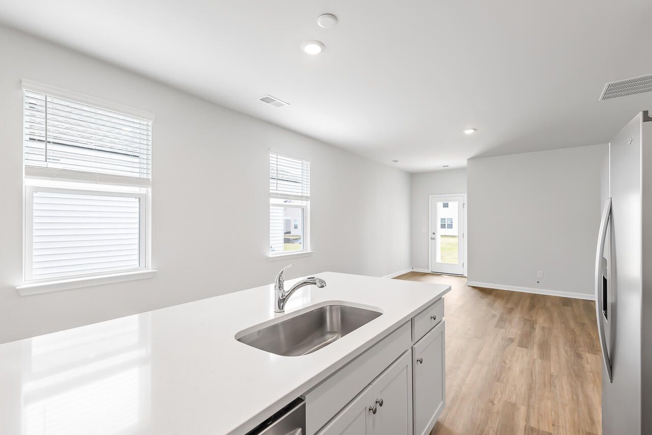 717 Butterfly Ginger Street Photo 20