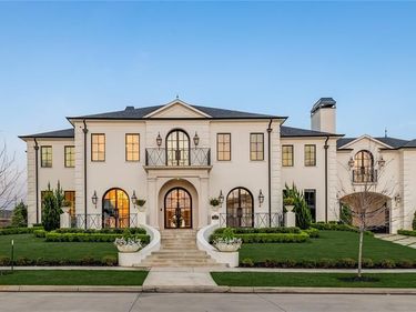 12460 Farmstead Drive, Frisco, TX 75033