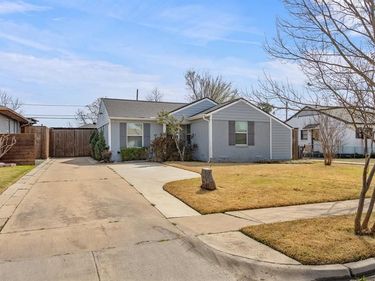 9966 Chireno Street, Dallas, TX 75220