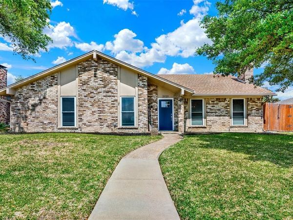 2525 Winterstone Drive, Plano, TX 75023