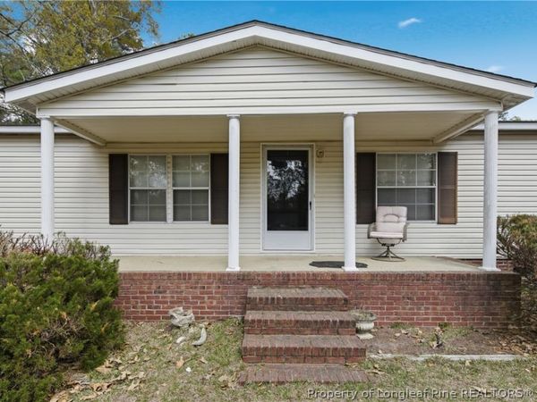 7307 Roslin Farm Road, Hope Mills, NC 28348