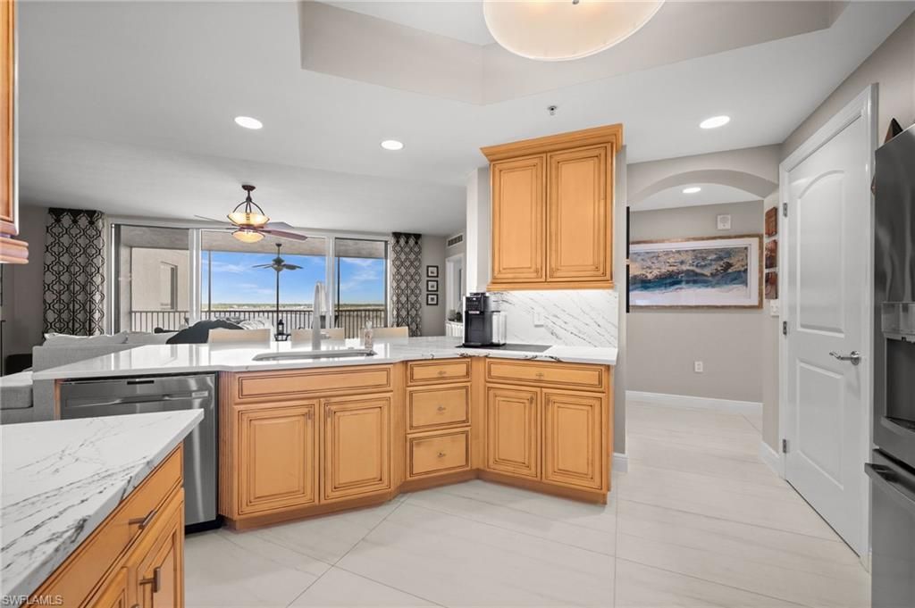 2090 W First St , Unit G807, Fort Myers, FL 33901 Photo