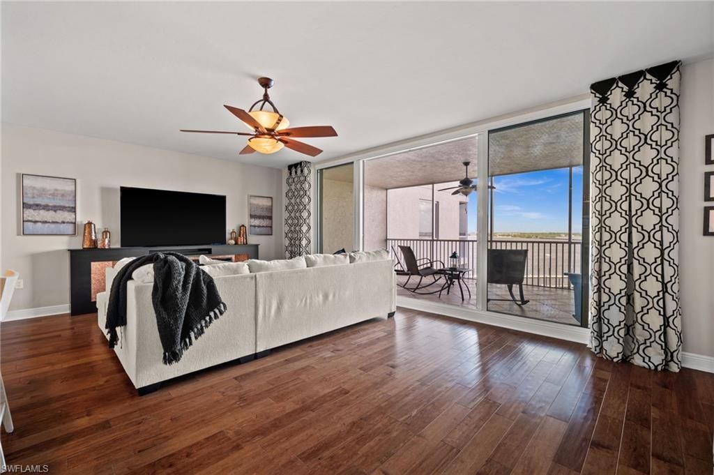 2090 W First St , Unit G807, Fort Myers, FL 33901 Photo