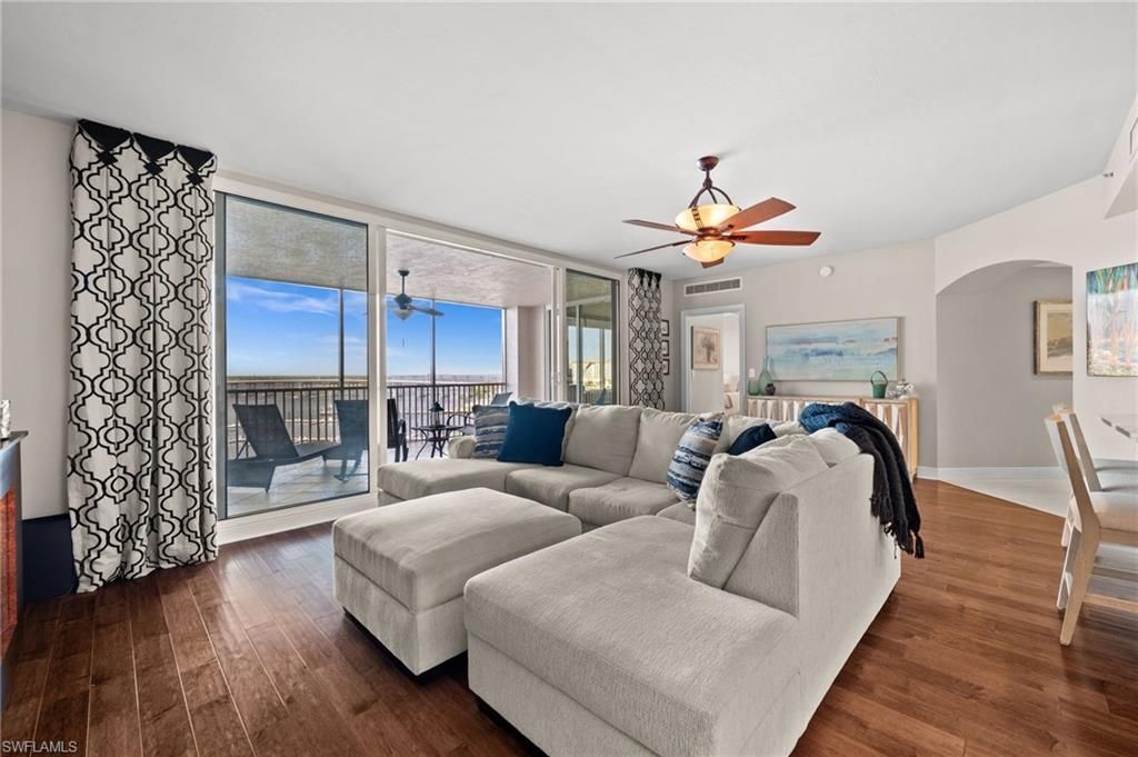 2090 W First St , Unit G807, Fort Myers, FL 33901 Photo