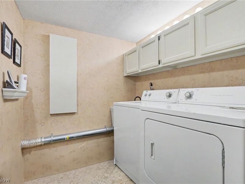 3561 Sparrow Pond Lane , Akron, OH 44333 Photo 16