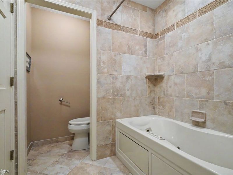 3561 Sparrow Pond Lane , Akron, OH 44333 Photo 25