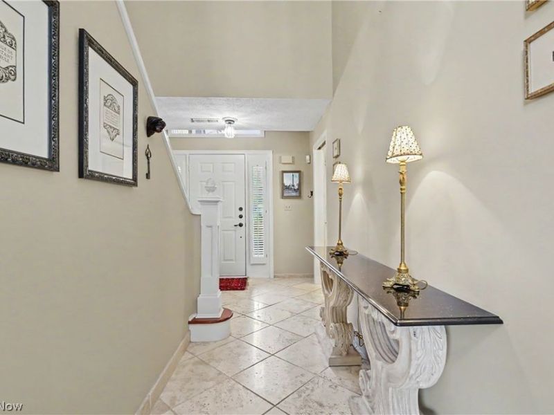 3561 Sparrow Pond Lane , Akron, OH 44333 Photo 3