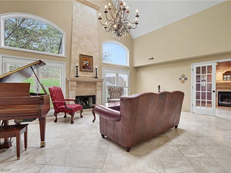 3561 Sparrow Pond Lane , Akron, OH 44333 Photo 4