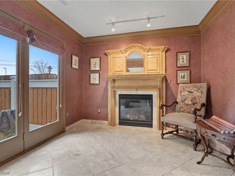 3561 Sparrow Pond Lane , Akron, OH 44333 Photo 7