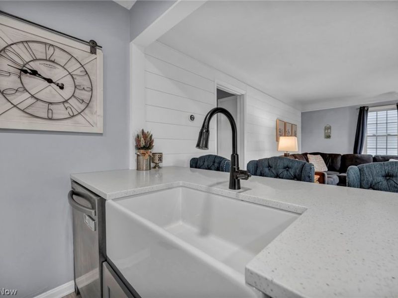 1236 Worton Boulevard, Mayfield Heights, OH 44124 Photo 16