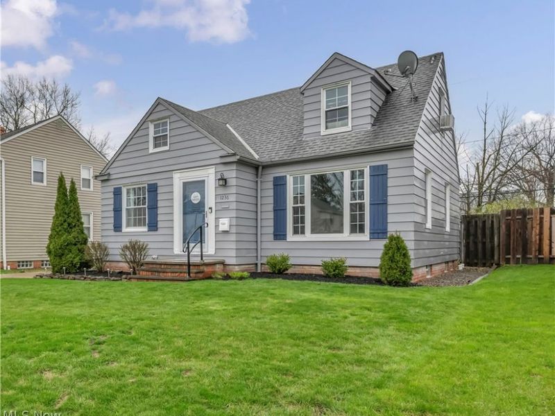 1236 Worton Boulevard, Mayfield Heights, OH 44124 Photo 3