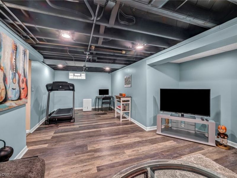 1236 Worton Boulevard, Mayfield Heights, OH 44124 Photo 30