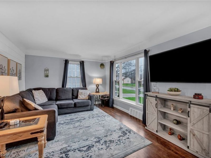 1236 Worton Boulevard, Mayfield Heights, OH 44124 Photo 6