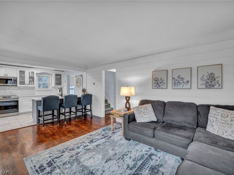 1236 Worton Boulevard, Mayfield Heights, OH 44124 Photo 8