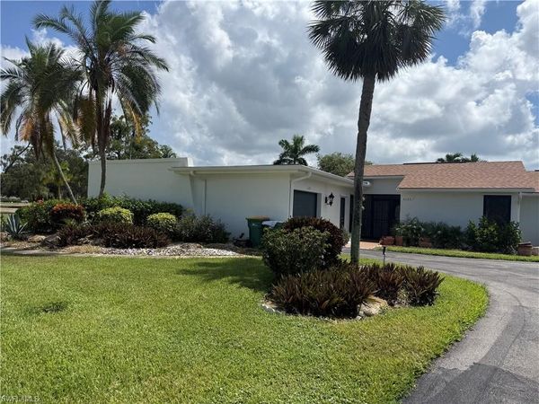 4139 Lakewood BLVD, Unit E2, NAPLES, FL 34112