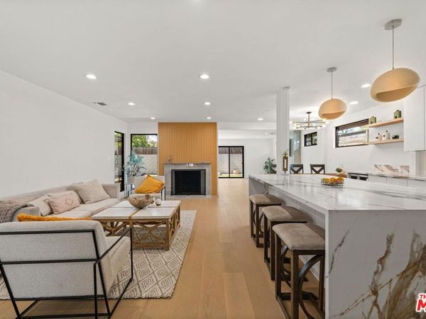 5253 Buffalo Avenue, Sherman Oaks, CA 91401